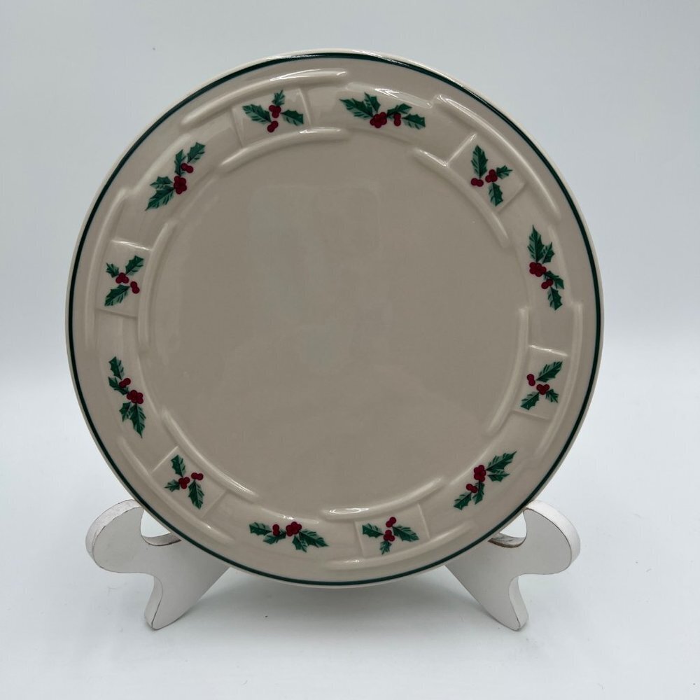 Longaberger Pottery Traditional Hot Plate Trivet Christmas Holly Christmas table